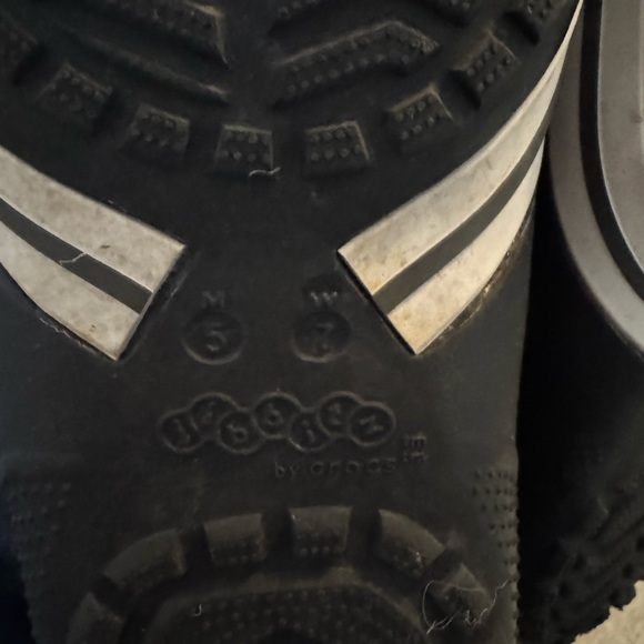 Crocs - Picture 4 of 4